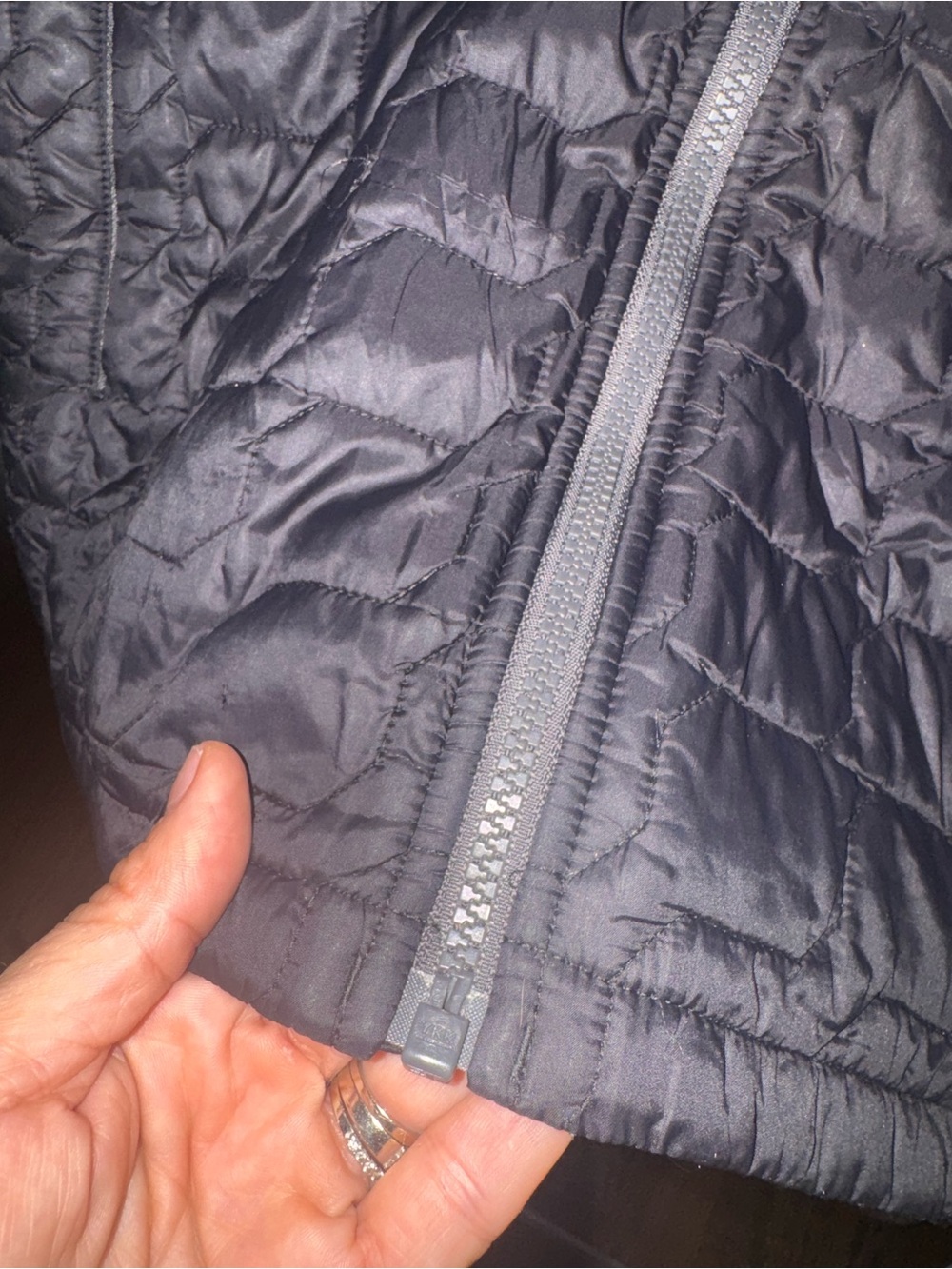 The North Face boys xl Black Quilted Puffer Jacket - Picture 9 of 11